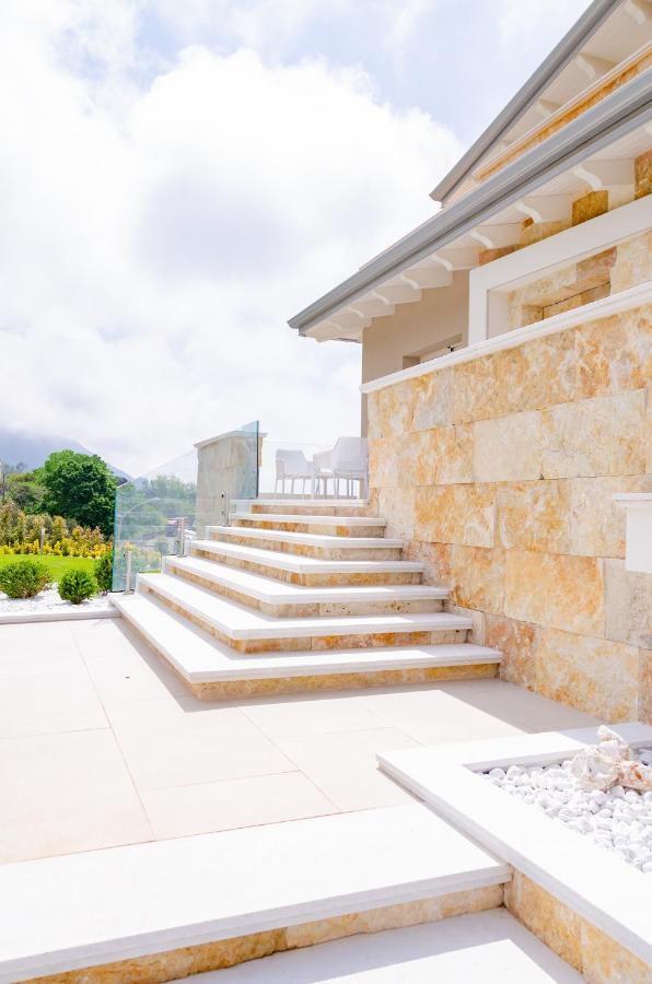 Rocca - Rooms&spa Bed and breakfast