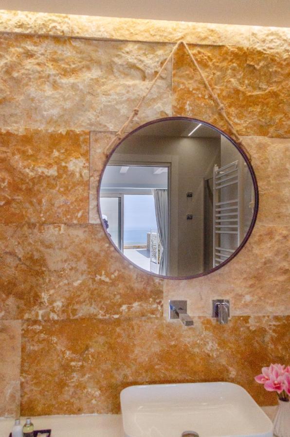 Rocca - Rooms&spa Bed & Breakfast